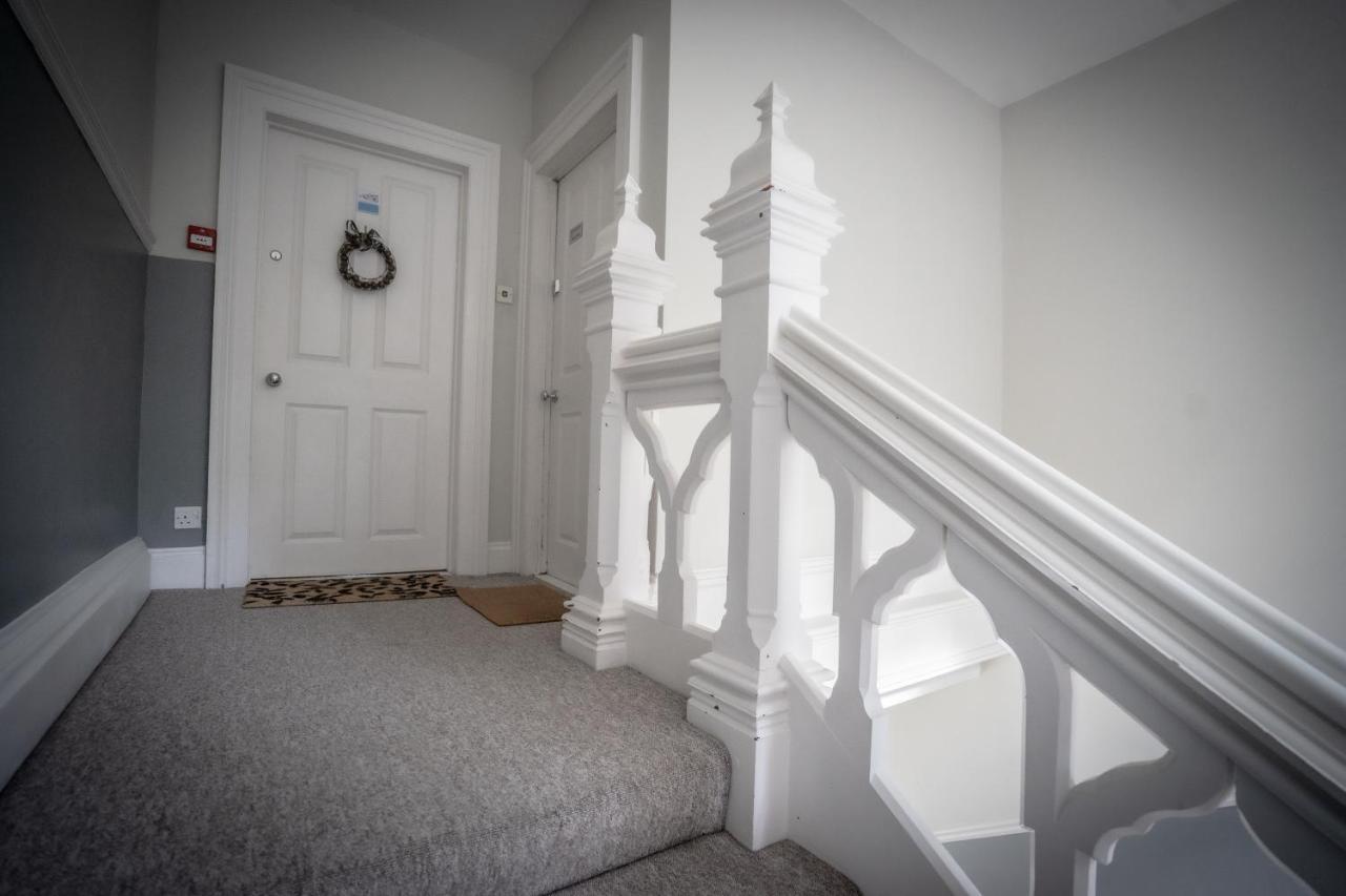 דירות אילפרקומב Victorian Penthouse With Panoramic Sea Views מראה חיצוני תמונה